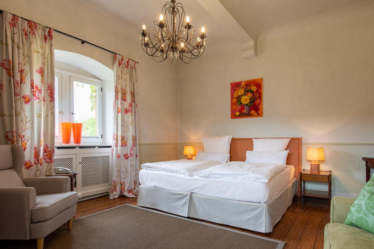 Gaestehaus Schloss Saareck Mettlach Zewnętrze zdjęcie